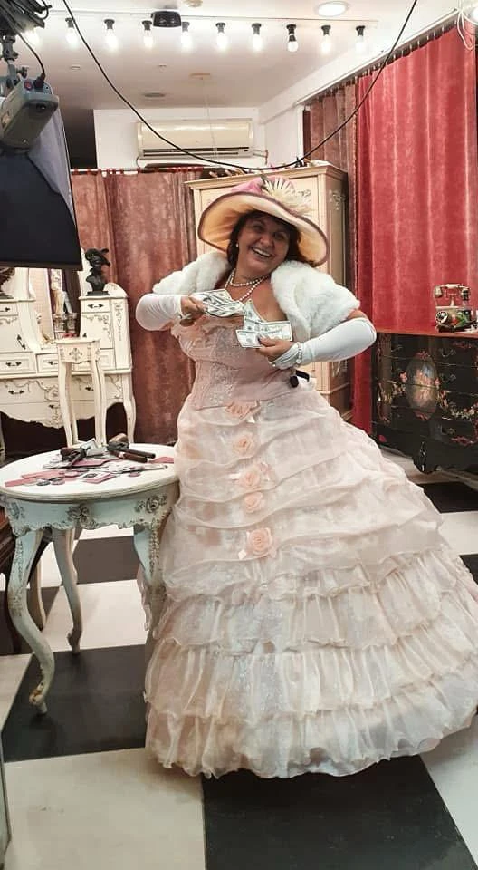 Mit Humor unterwegs: Fotoshooting im historischen Kostüm