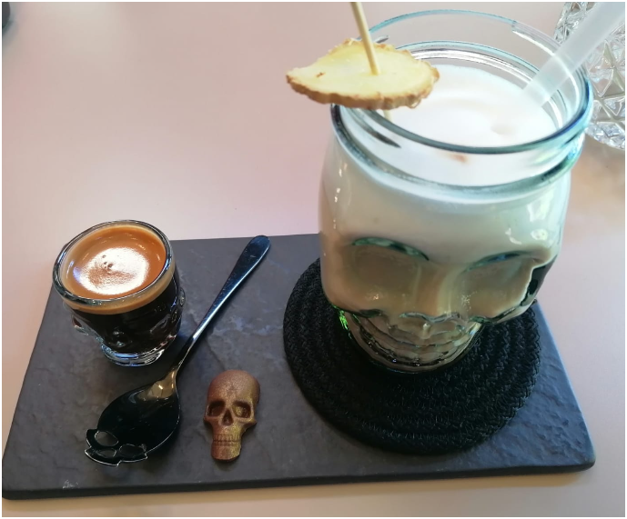 In Alanya unterwegs: exotische Cafés, in denen der Kaffee ganz neu und anders zubereitet wird als anderswo. Sehr lecker